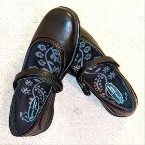 AETREX NWOB Black Mary Jane Strap Women's Shoes